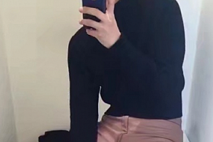 男生个性签名伤感好听 抽烟是对叹气最好的掩饰_QQ签名