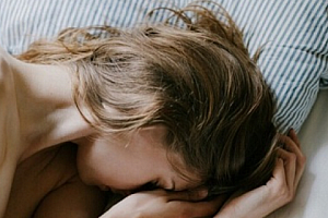 2018微信签名伤感有深意的 第一眼的永远是最喜欢的_QQ签名