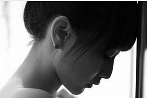 2016最新QQ签名伤感女生心情短语 后来你还是忘了我_QQ签名