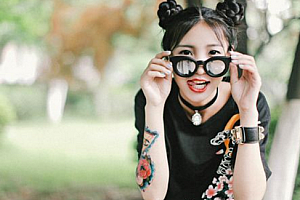 2018qq精选个性女生网名霸气范 年轻不嗨何时嗨_QQ网名