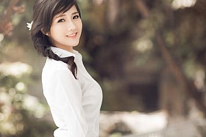 清纯女生比较钟意的网名 这颗心只锁一个人_QQ网名
