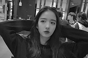 伤感唯美的歌词说说经典大全 想你知道我睡得不好_QQ说说