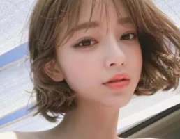 女生心碎伤感个性签名2018精选 像我这种人注定孤生一人_QQ签名牛品源码-源码下载-源码社区-zblog主题插件-PHP源码-三合一源码-直播源码-短视频源码-APP源码-即时通讯-源码-交友源码牛品源码网