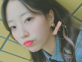 2019女生微信个性签名伤感唯美 不走回头路不做多情人_QQ签名牛品源码-源码下载-源码社区-zblog主题插件-PHP源码-三合一源码-直播源码-短视频源码-APP源码-即时通讯-源码-交友源码牛品源码网