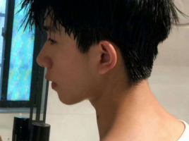 男生伤感网名心痛绝望 何必囚心于你_QQ网名牛品源码-源码下载-源码社区-zblog主题插件-PHP源码-三合一源码-直播源码-短视频源码-APP源码-即时通讯-源码-交友源码牛品源码网