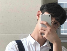 高冷帅气的男生微信网名 坏坏惹人爱_QQ网名牛品源码-源码下载-源码社区-zblog主题插件-PHP源码-三合一源码-直播源码-短视频源码-APP源码-即时通讯-源码-交友源码牛品源码网