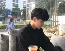 00后非主流网名个性男生 伪装的代名词_QQ网名牛品源码-源码下载-源码社区-zblog主题插件-PHP源码-三合一源码-直播源码-短视频源码-APP源码-即时通讯-源码-交友源码牛品源码网