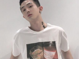 2018最火的男生微信网名伤感好听 心满了又空了_QQ网名牛品源码-源码下载-源码社区-zblog主题插件-PHP源码-三合一源码-直播源码-短视频源码-APP源码-即时通讯-源码-交友源码牛品源码网