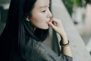 2018伤感说说痛到撕心裂肺的 所以多的是你不知道的事_QQ说说牛品源码-源码下载-源码社区-zblog主题插件-PHP源码-三合一源码-直播源码-短视频源码-APP源码-即时通讯-源码-交友源码牛品源码网