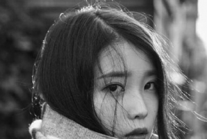 最心痛的伤感说说大全2017 你一手捏碎了我所有的骄傲_QQ说说牛品源码-源码下载-源码社区-zblog主题插件-PHP源码-三合一源码-直播源码-短视频源码-APP源码-即时通讯-源码-交友源码牛品源码网