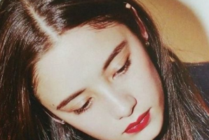 2017心碎的女生伤感微信说说 爱笑的人哭起来比任何人撕心裂肺_QQ说说牛品源码-源码下载-源码社区-zblog主题插件-PHP源码-三合一源码-直播源码-短视频源码-APP源码-即时通讯-源码-交友源码牛品源码网