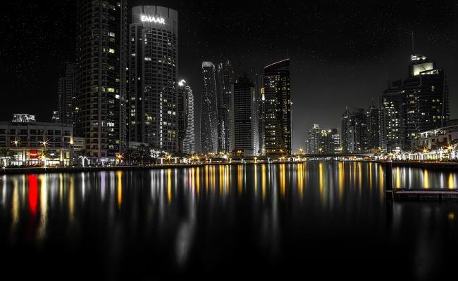 迪拜摩天楼璀璨夜景图片牛品源码-源码下载-源码社区-zblog主题插件-PHP源码-三合一源码-直播源码-短视频源码-APP源码-即时通讯-源码-交友源码牛品源码网